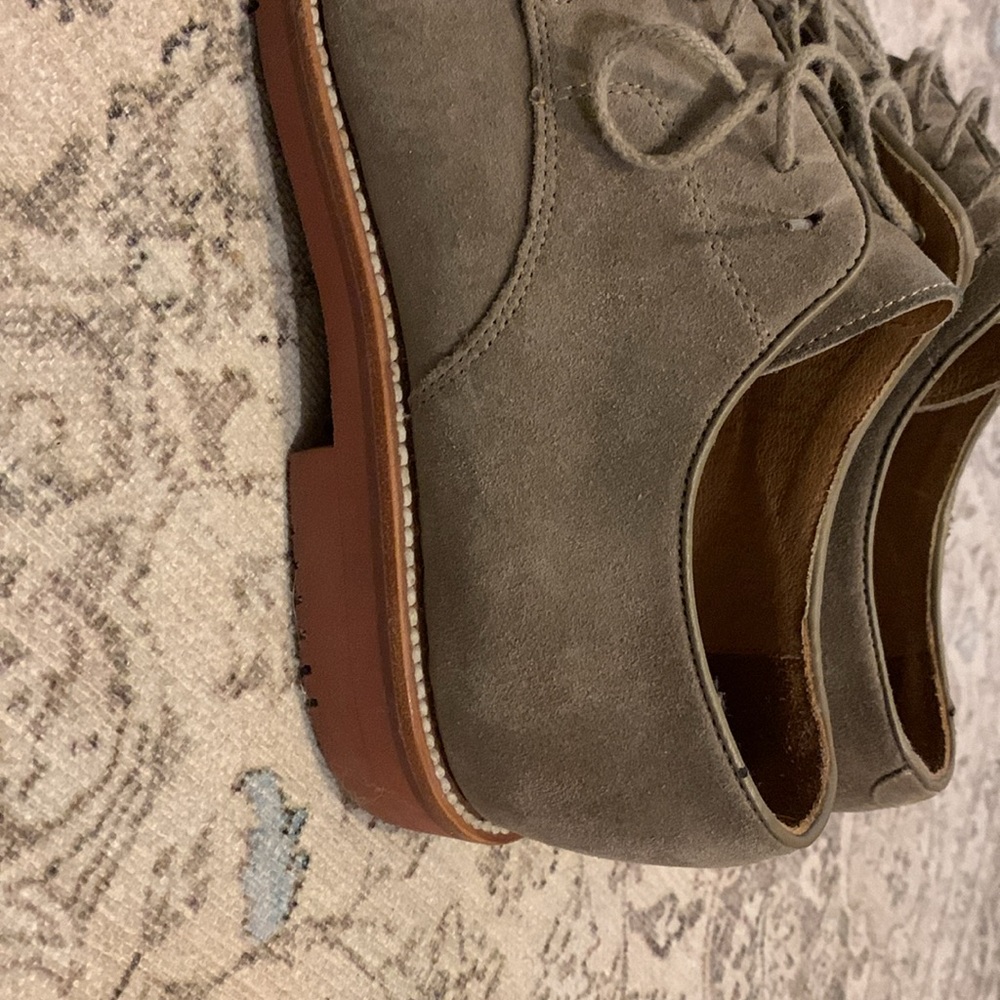 J Crew men’s suede bucs 10.5 - Picture 4 of 7